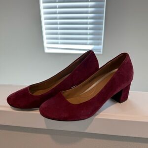Sz 10 burgundy square heel
